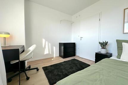 Zimmer frei in 4er-WG in Mannheim – Rheinlandvorstraße 10