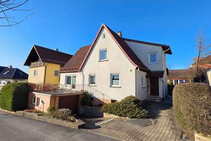 Gemütliches Zuhause mit pflegeleichtem Garten - Einfamilienhaus im beliebten Creidlitz - Coburg