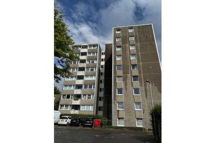 Wohnung zum Kaufen in Pinneberg 185.000,00 € 88.31 m²