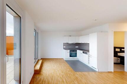 Lichtdurchflutetes Penthouse mit zwei Balkonen, Dachterrasse & offener Wohnküche - Böblingen Dagersheim