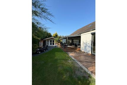 Großes und saniertes 6-Zimmer Haus in Isernhagen