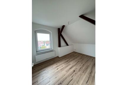 Charmante 4 ZKB Wohnung mit 90,8 m² im Altbau - Hofgeismar