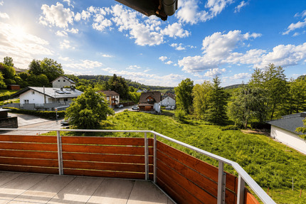 Helle Eigentumswohnung mit umlaufendem Balkon in naturnaher Lage - Abtsteinach Unter-Abtsteinach