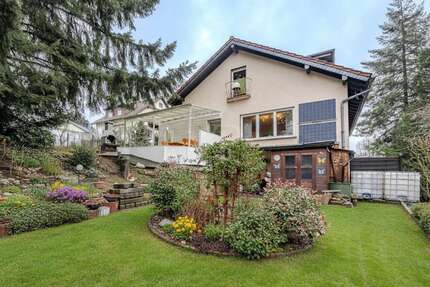 Haus zum Kaufen in Schmitten 549.000,00 € 241 m²