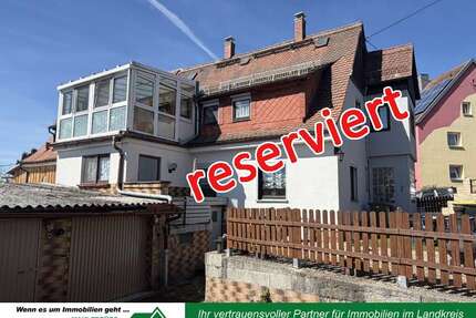 Haus zum Kaufen in Hohenberg an der Eger 68.000,00 € 130 m²