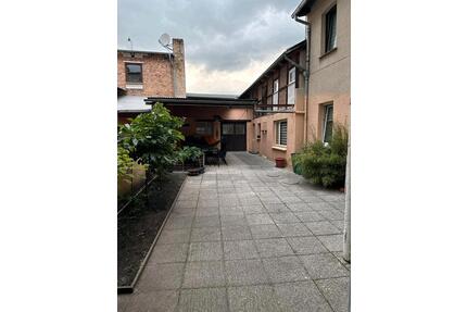 Mietwohnung, zentral gelegen - 750,00&nbsp;EUR Kaltmiete, ca.&nbsp; 82,00&nbsp;m&sup2; in Malchin (PLZ: 17139)