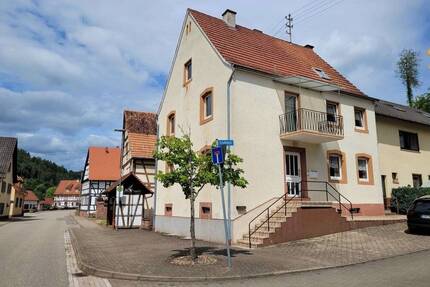 EinfamilienhausDoppelhaushälfte - Bobenthal