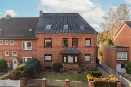 Haus zum Kaufen in Kiel 695.000,00 € 273 m²