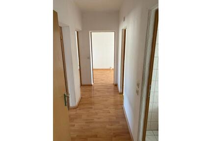 3-Raum-Wohnungen mit Balkon & Tageslichtbad – zentral in Stendal