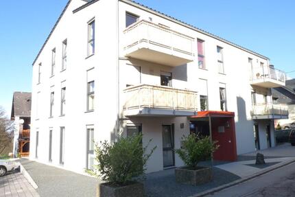 Gewerberäume, Praxisräume, Arzte, Physio, Massage... - Osburg