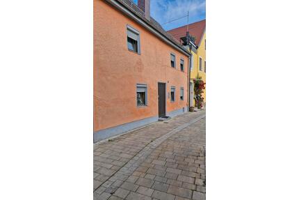Einfamilienhaus - 237.000,00&nbsp;EUR Kaufpreis, ca.&nbsp; 95,00&nbsp;m&sup2; in Neuburg an der Donau (PLZ: 86633)