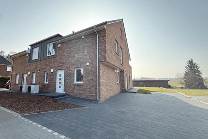 Erstbezug! - 1.800,00&nbsp;EUR Kaltmiete, ca.&nbsp; 161,00&nbsp;m&sup2; in Toppenstedt (PLZ: 21442)