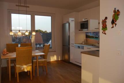 1.6.-15.7.Helle, hübsche 2- Zi.- Whg.Neubaugroßer Balkon - Köln Rodenkirchen