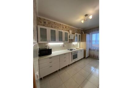 2- Zimmer Wohnung zu verkaufen in KALININGRAD - Hannover Buchholz-Kleefeld