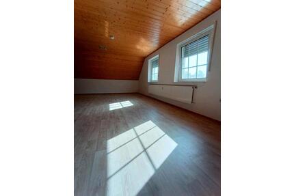 Westoverledingen Oberwohnung - 450,00&nbsp;EUR Kaltmiete, ca.&nbsp; 80,00&nbsp;m&sup2; in Westoverledingen (PLZ: 26810)