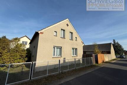 Einfamilienhaus mit Hof in Neuhausen Spree - Neuhausen/Spree Laubsdorf