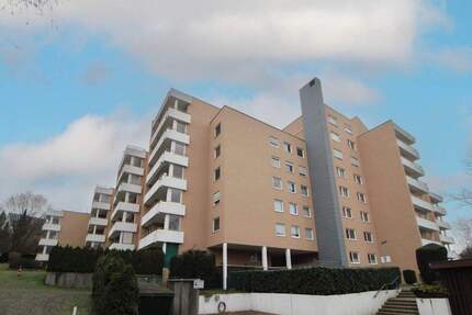 Gepflegte 3-Zimmer-Wohnung mit Balkon, Aufzug und Tiefgaragenstellplatz - Korntal-Münchingen