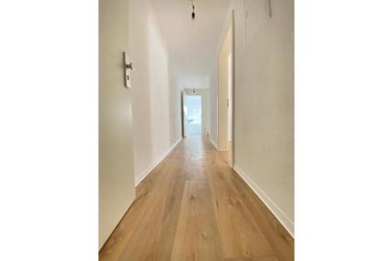 *** Großzügig geschnittenes 2-Zimmer-Apartment - hell und freundlich *** - Gelsenkirchen