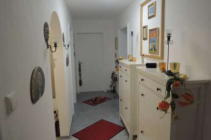 Wohnung zum Mieten in Burgkirchen 750,00 € 93.4 m²