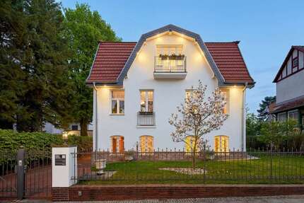 Haus zum Kaufen in Berlin 2.380.000,00 € 355 m²