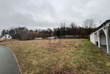 Grundstück zu verkaufen in Hirschaid 290.000,00 € 807 m²