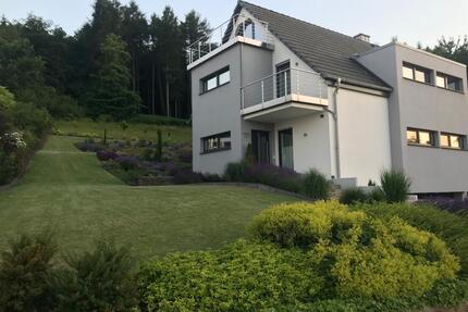 Modernes Wohnen in wunderschöner Lage - Hille