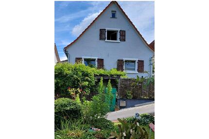 Ein oder zwei Häuser - 278.000,00&nbsp;EUR Kaufpreis, ca.&nbsp; 180,00&nbsp;m&sup2; in Möckmühl (PLZ: 74219)