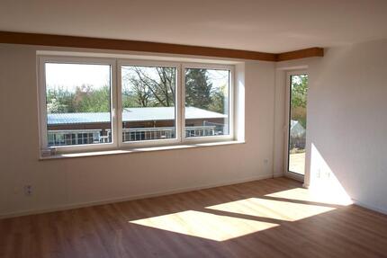 Ältere 3,5-Zi.-EG-Wohnung mit Südterrasse - teilrenoviert - Altdorf