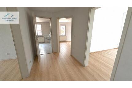 2- Raum Wohnung mit Balkon. - 366,00&nbsp;EUR Kaltmiete, ca.&nbsp; 61,29&nbsp;m&sup2; in Altenburg (PLZ: 04600)