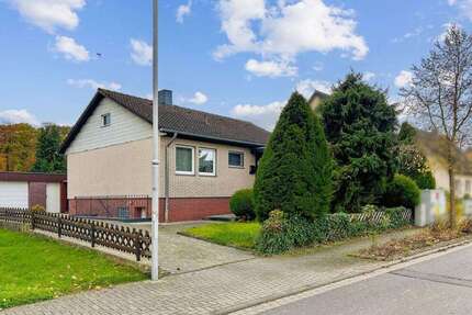 Haus zum Kaufen in Grafschaft 278.000,00 € 82.6 m²