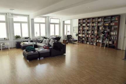 Wohnung zum Mieten in Stuttgart 2.145,00 € 162 m²