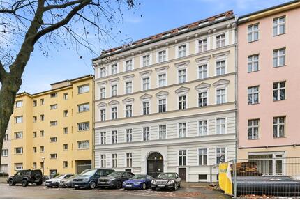 **WAZ - Wundervoll möblierte Wohnung mit nutzbarer Dachterrasse** - Berlin Mitte