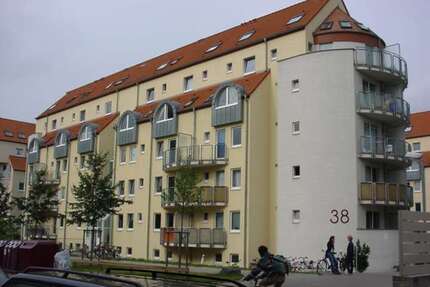 Wohnung zum Mieten in Braunschweig 240,00 € 24.77 m²