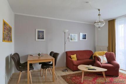 (EF1248_M) Weimar: Bad Berka, freundliche möblierte 2-Zimmer-Wohnung mit Balkon und PKW-Stellplatz