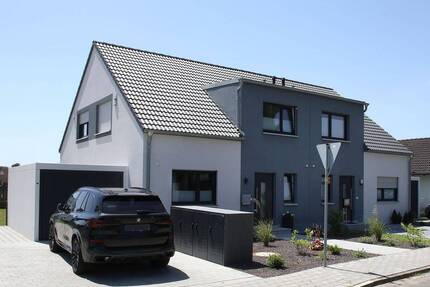 | eigennutzung bzw. einzug zum 01.11.2026! | oder auch schon früher | massiv gebaut mit keller und grundstück | + garage + stellplatz + einbauküche | - Baar-Ebenhausen Ebenhausen Werk
