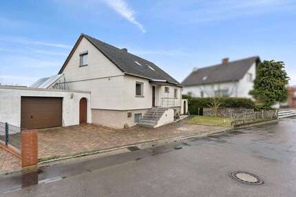 Haus zum Kaufen in Rinteln 214.000,00 € 88 m²