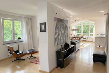 Leben wie im Haus - 142 m² am Grunewald, Stellplatz , 4 Zimmer, 2 Bäder und 2 Terrassen & Wall-Box - Berlin Schmargendorf
