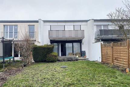 Logenplatz über Saarbrücken: Urbanes Wohnglück mit unverbaubarem Weitblick auf dem Eschberg!