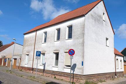 Außenwanddämmung, 8 Zimmer, 2 Bäder + ruhige Lage in Piesteritz - Lutherstadt Wittenberg