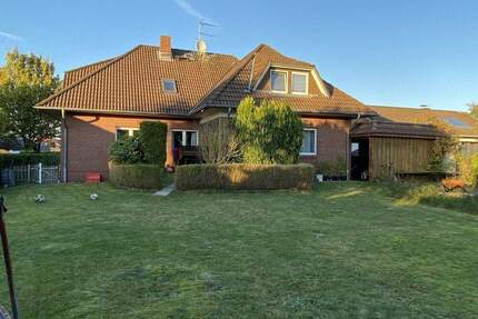 Attraktives Zweifamilienhaus in zentraler Lage von Kutenholz