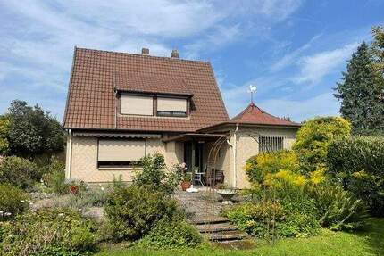 Einfamilienhaus mit angrenzenden Baugrundstück in besonders schöner Lage von Wolfenbüttel