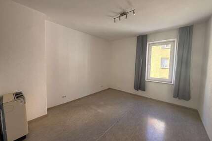 Wohnung zum Kaufen in Augsburg 130.000,00 € 46 m²