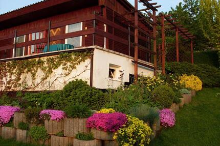 Bungalow mit Kleingarten - 3.200,00&nbsp;EUR Kaltmiete, ca.&nbsp; 0,00&nbsp;m&sup2; in Weida (PLZ: 07570)