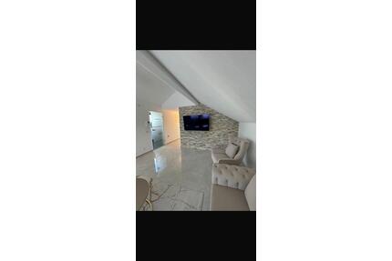 DG-Wohnung zu vermieten - 970,00&nbsp;EUR Kaltmiete, ca.&nbsp; 60,00&nbsp;m&sup2; in Seelbach (PLZ: 77960)