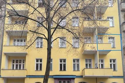 Vermietete 2-Zimmer Wohnung | Nahe Maybachufer | Sanierungsbedürftig | Balkon - Berlin Neukölln
