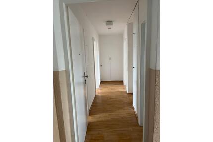 2- Zimmerwohnung in Bogen - 680,00&nbsp;EUR Kaltmiete, ca.&nbsp; 50,00&nbsp;m&sup2; in Bogen (PLZ: 94327)
