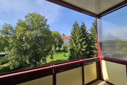 Wohnung zum Mieten in Lichtenstein 323,14 € 57.05 m²