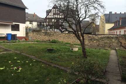 Haus zum Kaufen in Weilburg 249.000,00 € 120 m²