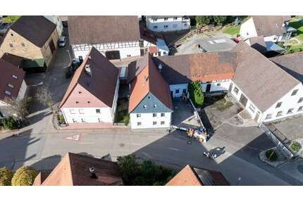Haus zum Kaufen in Gundelsheim Bachenau 360.000,00 € 300.1 m² - Gundelsheim / Bachenau