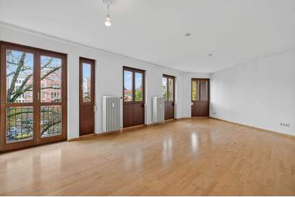 Ihre Wahl: Eigenheim oder Investment ? Leerstehende 2-Zimmer-Wohnung in der Oststadt in Uni-Nähe - Karlsruhe